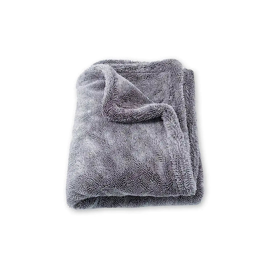 CarClean Torkduk exklusiv 70x90cm 1600gsm - en högkvalitativ, dubbelsidig mikrofiberduk för effektiv torkning av fordon. Optimal absorption tack vare tätt 1600gsm mikrofiber, kantlös design för hållbarhet och storlek som täcker stora ytor. Perfekt för fläckfri torkning utan kalkfläckar.