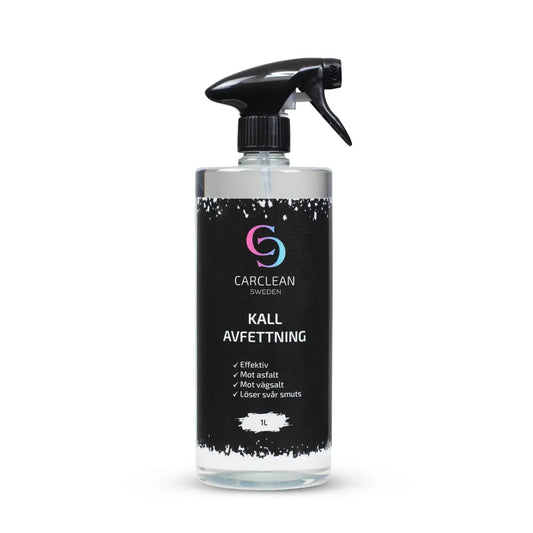 CarClean Kallavfettning 1L - effektiv rengöringslösning för att ta bort oljebaserad smuts som asfalt, vägsalt, tjära, olja och fett. Perfekt för bilar och fordonstvätt med högtryckstvätt eller trädgårdsslang. blåbärsdoft